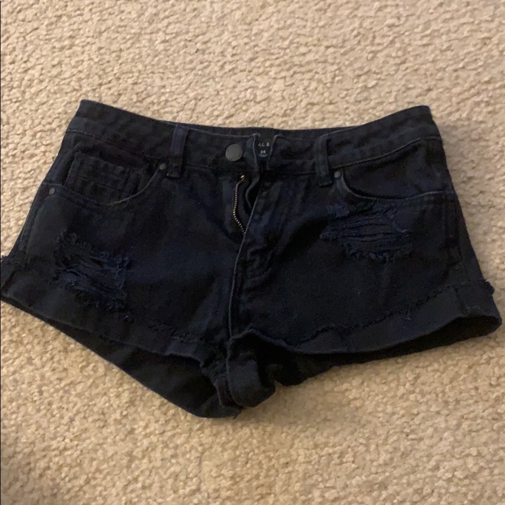 Kendall & Kylie Black Jean Shorts Size Small